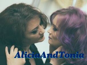 AliciaAndTonia