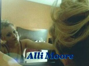 Alli_Moore