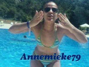 Annemieke79