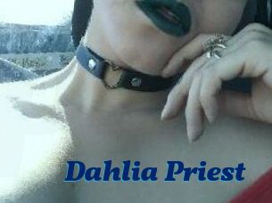 Dahlia_Priest