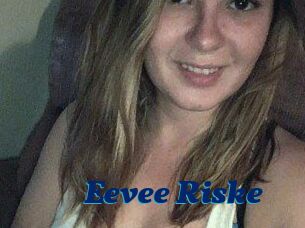 Eevee_Riske