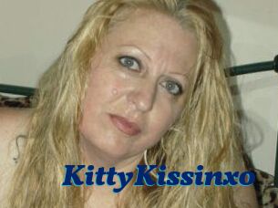 KittyKissin_xo