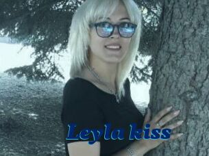 Leyla_kiss