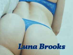 Luna_Brooks