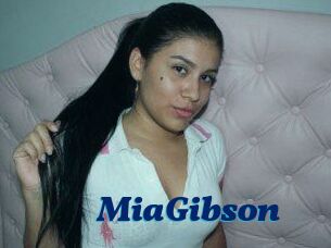 Mia_Gibson