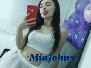 MiaJohns