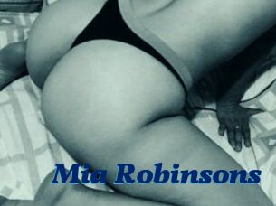 Mia_Robinsons