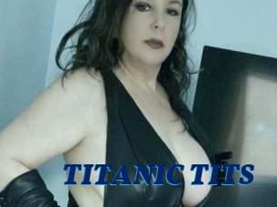 TITANIC_TITS