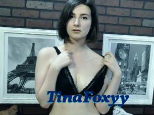 TinaFoxyy